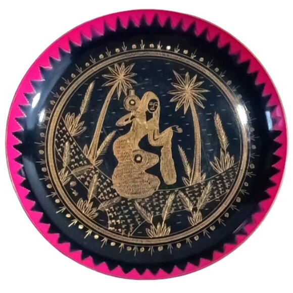 Vintage Brass Hanging Plate Bowl Etched Scene Musician in Palm Oasis Purple Rim - Picture 1 of 6